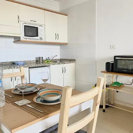 Atalaya, Central And Quiet With Sea And Pool Views Апартаменти